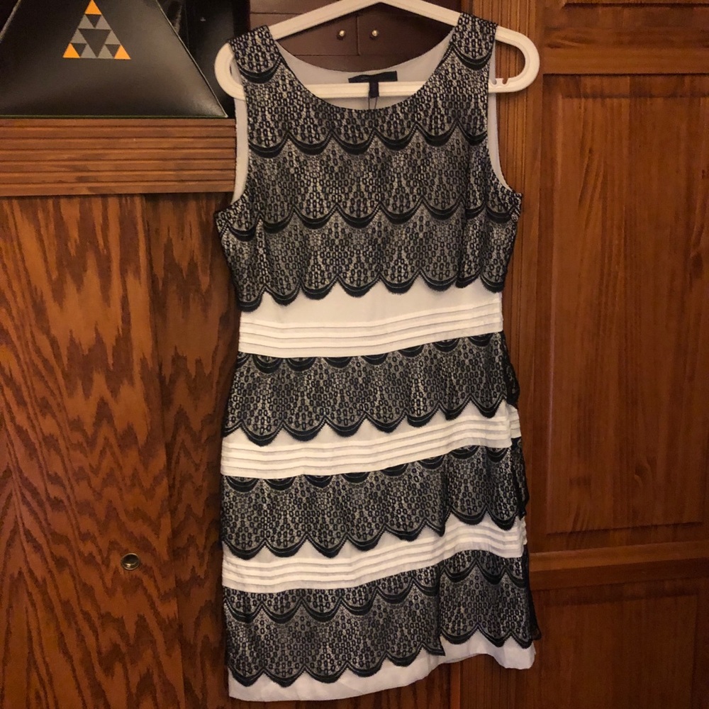 NEW WITH TAGS BCBGMAXAZRIA pleated Dress